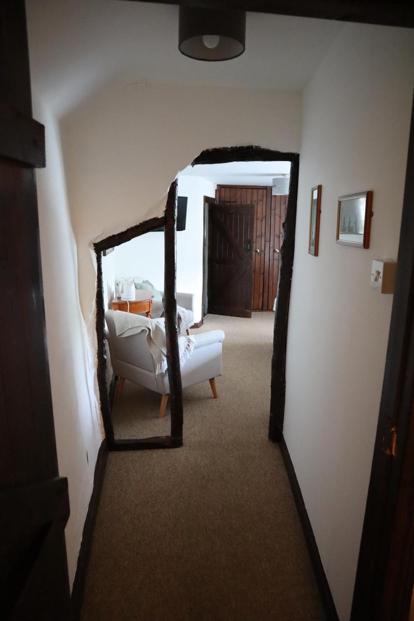The White Horse 2* Washford
