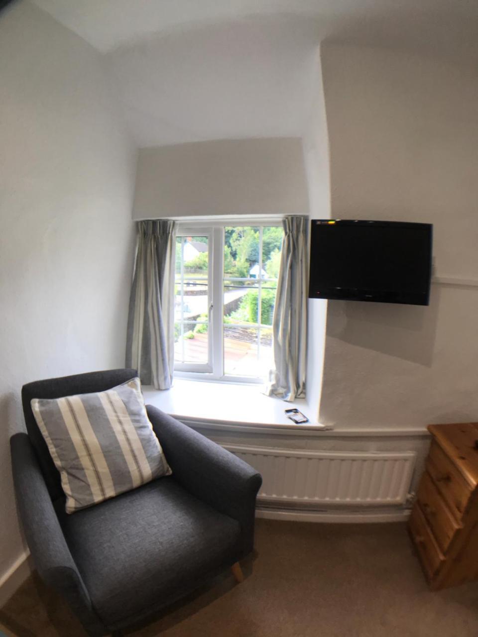 The White Horse 2* Washford